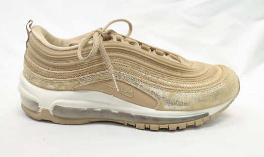 Beige Nike Shoes sIZE 8.5