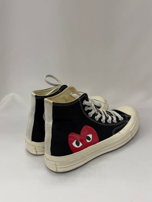 Converse heart chuck 70 sneakers size 7 gently-used