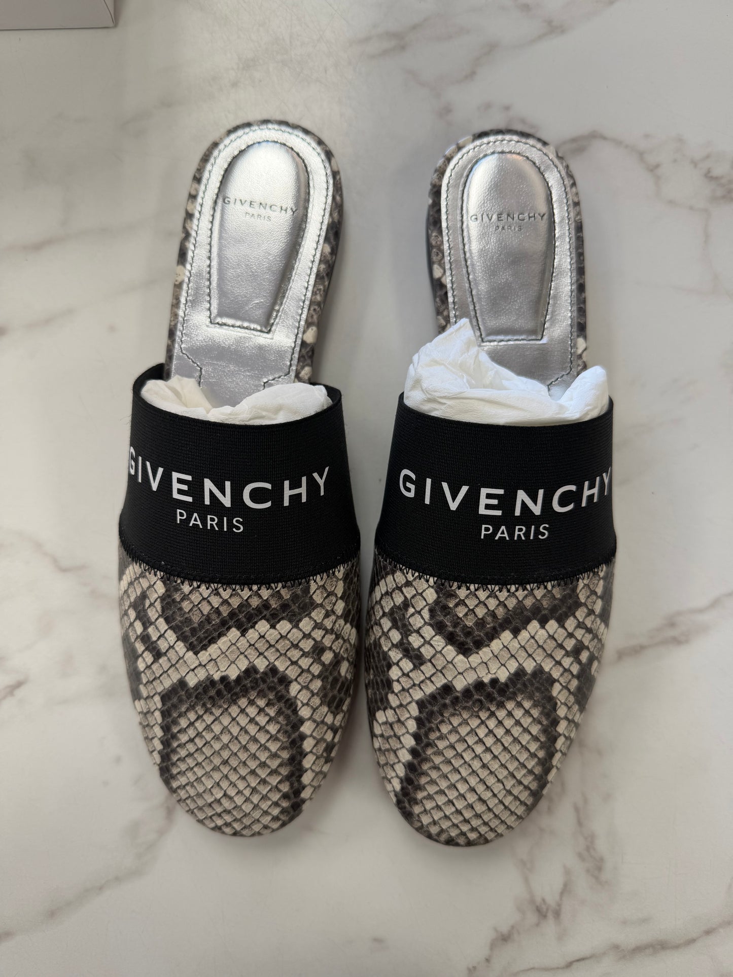 Givenchy Bedford Flat Size 38 (8)