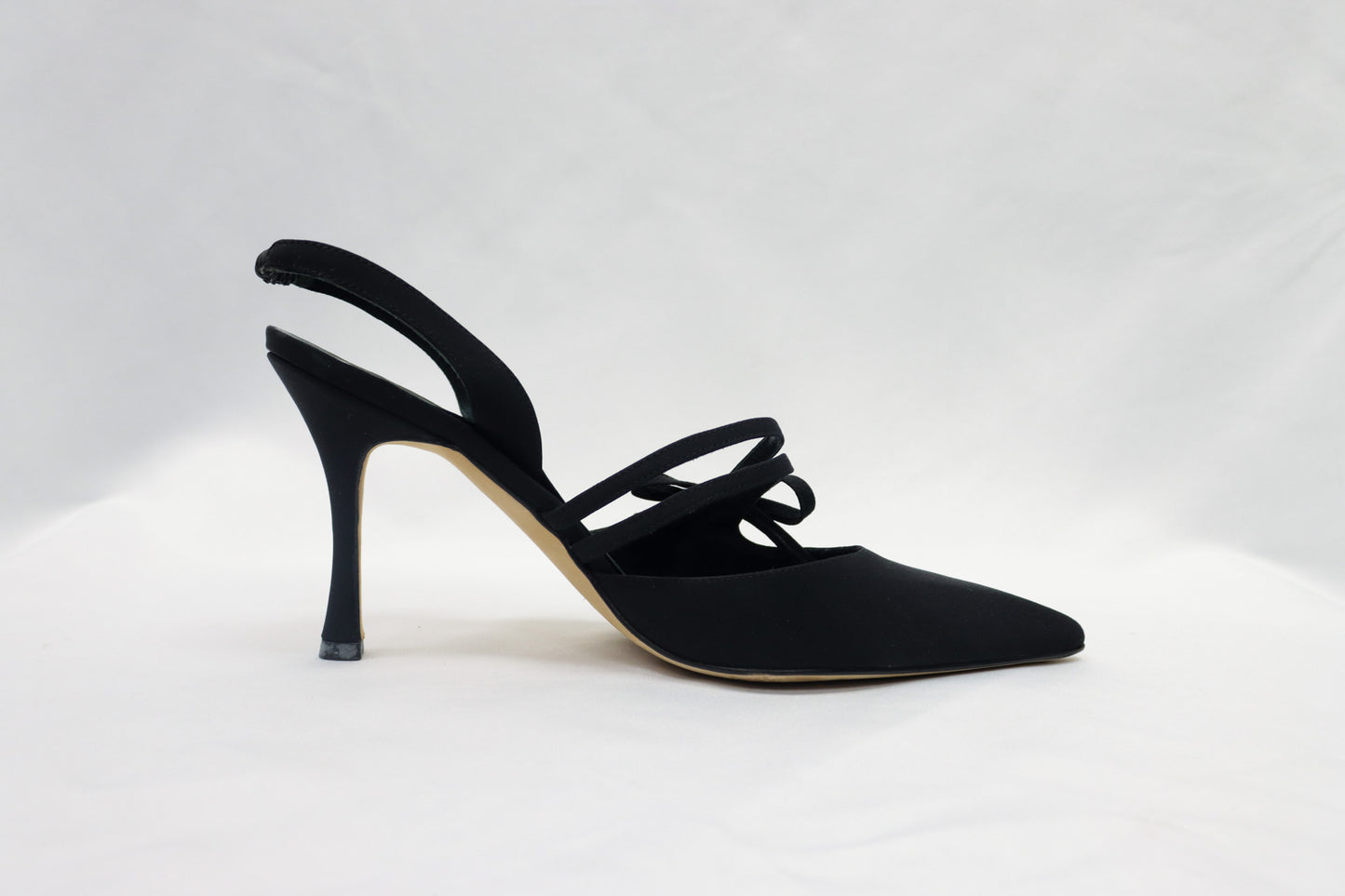 Manolo Blanhnik Black Heels size 37.5