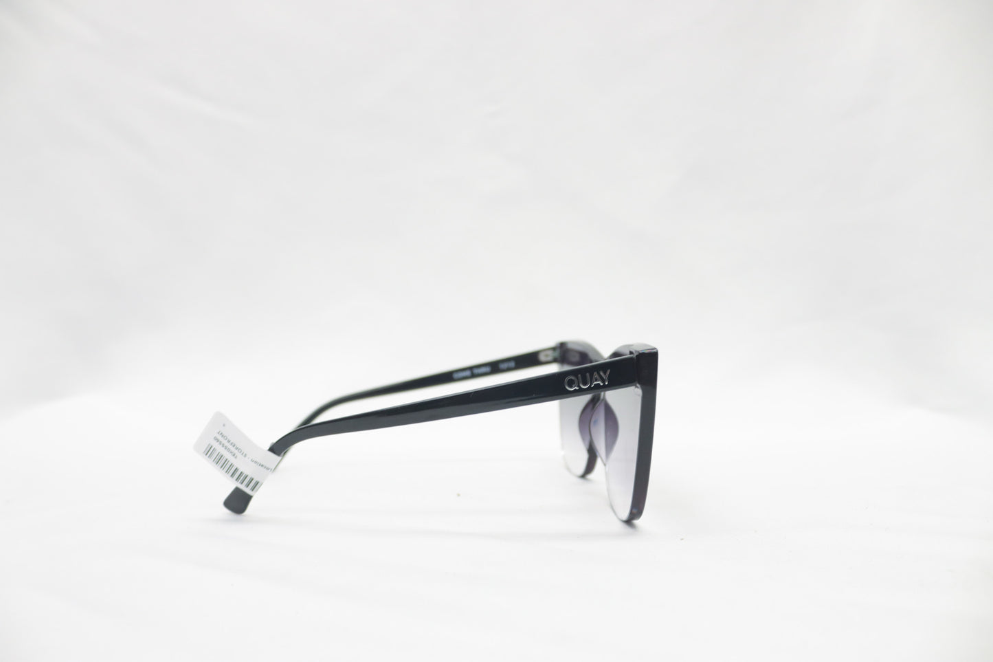 Quay Black Ombre Sunglasses W Case