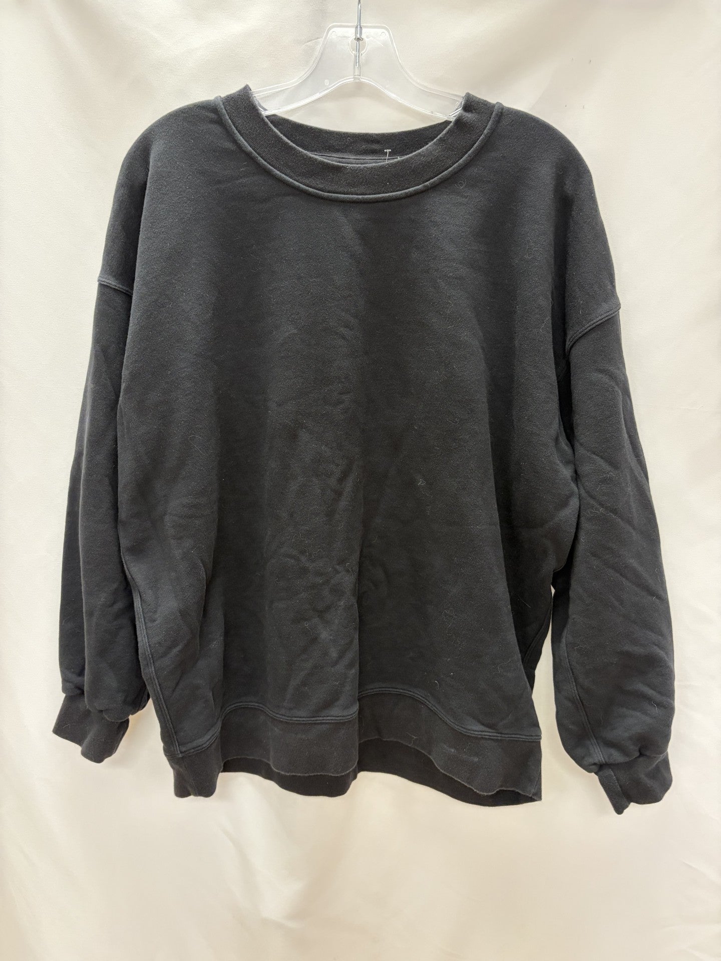 Lululemon black crewneck size m