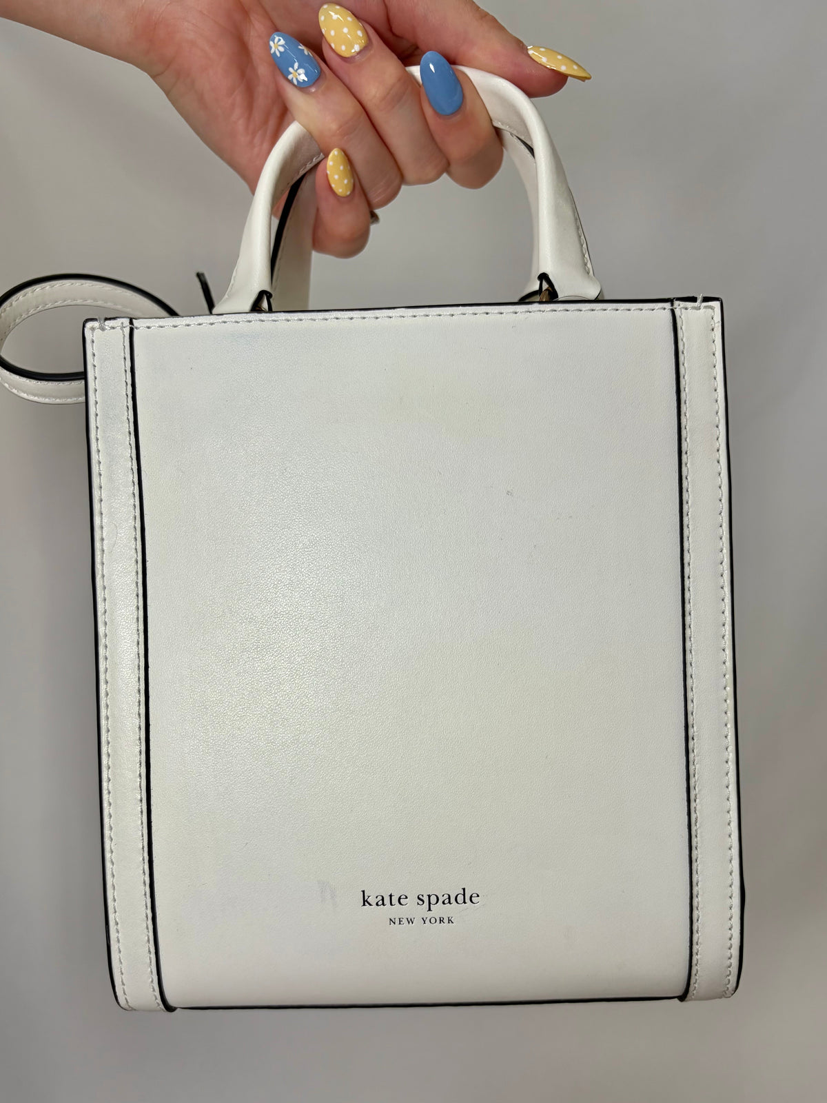 Kate Spade Crossword Hanbag-Gently Used
