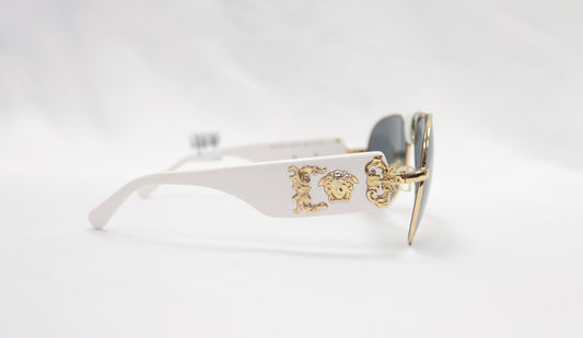 2150-Q White Sunglasses W Box