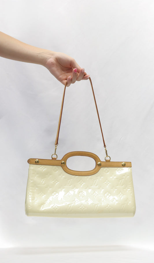 Louis Vuitton Handbag Monogram V