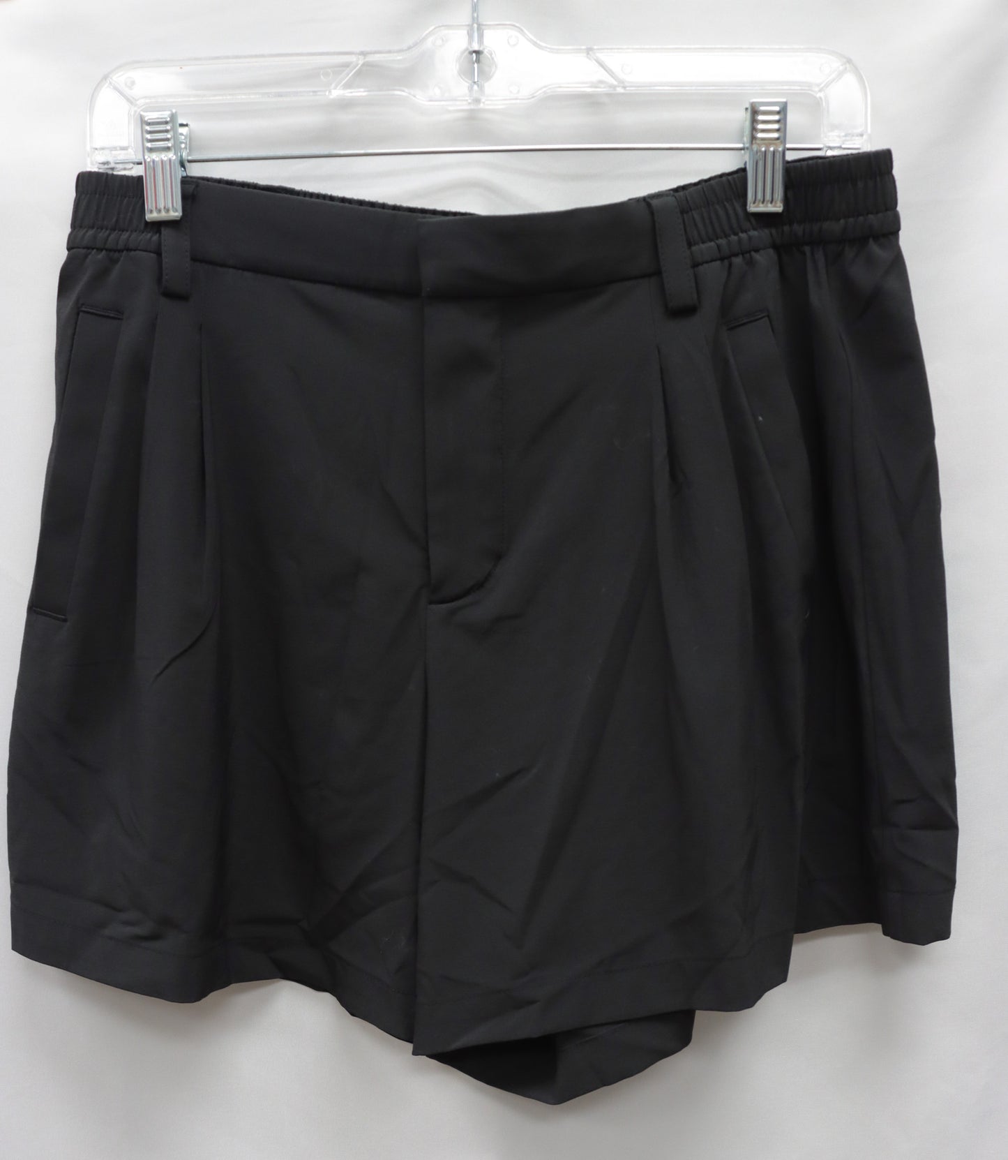 Vuori Black Shorts Size M