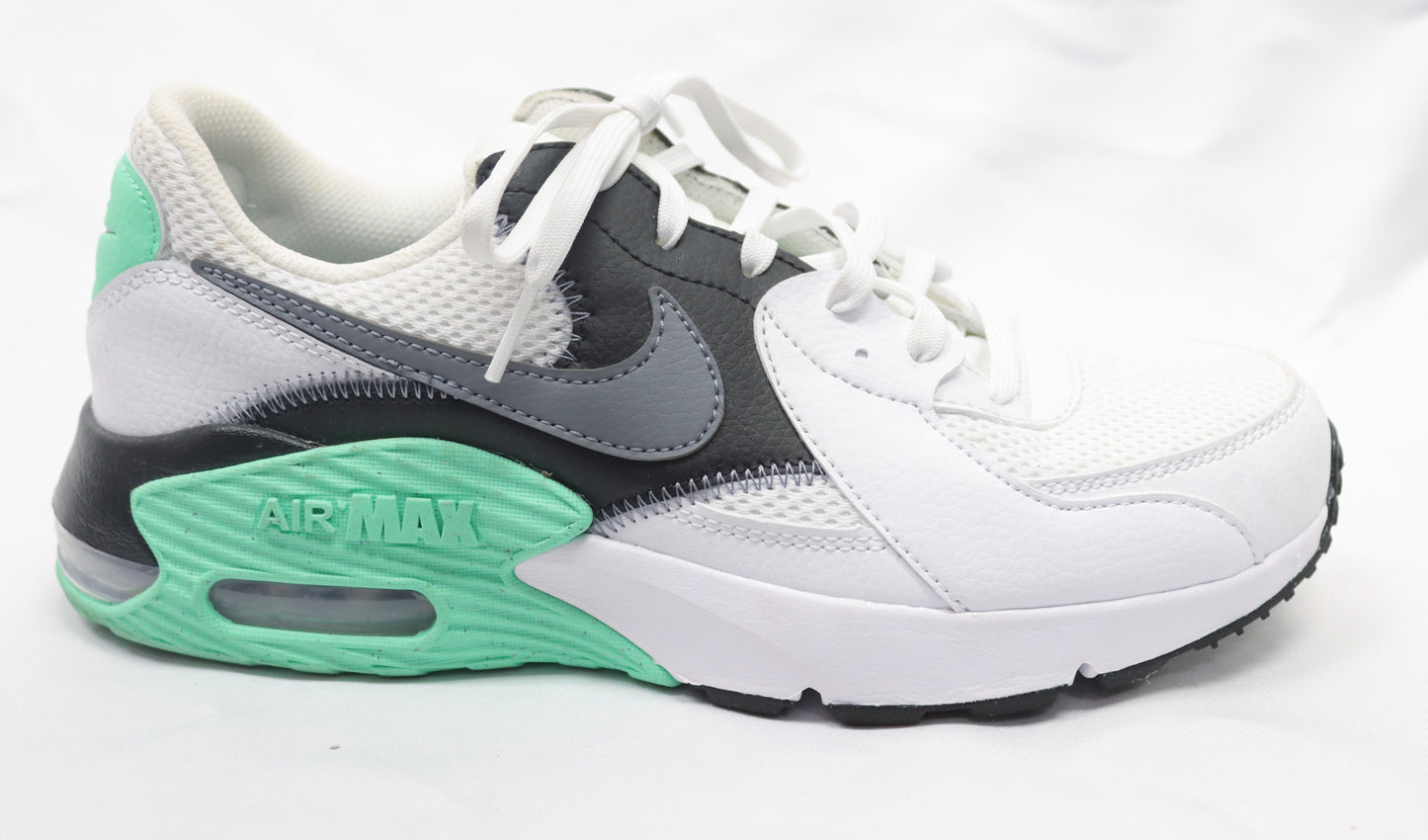 Nike White Air Maxes Size 9