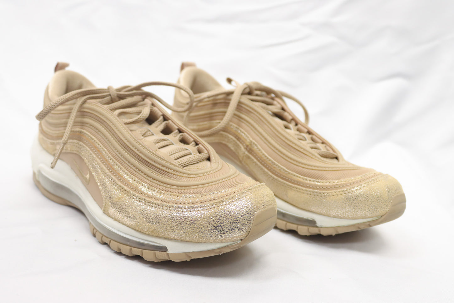 Beige Nike Shoes sIZE 8.5