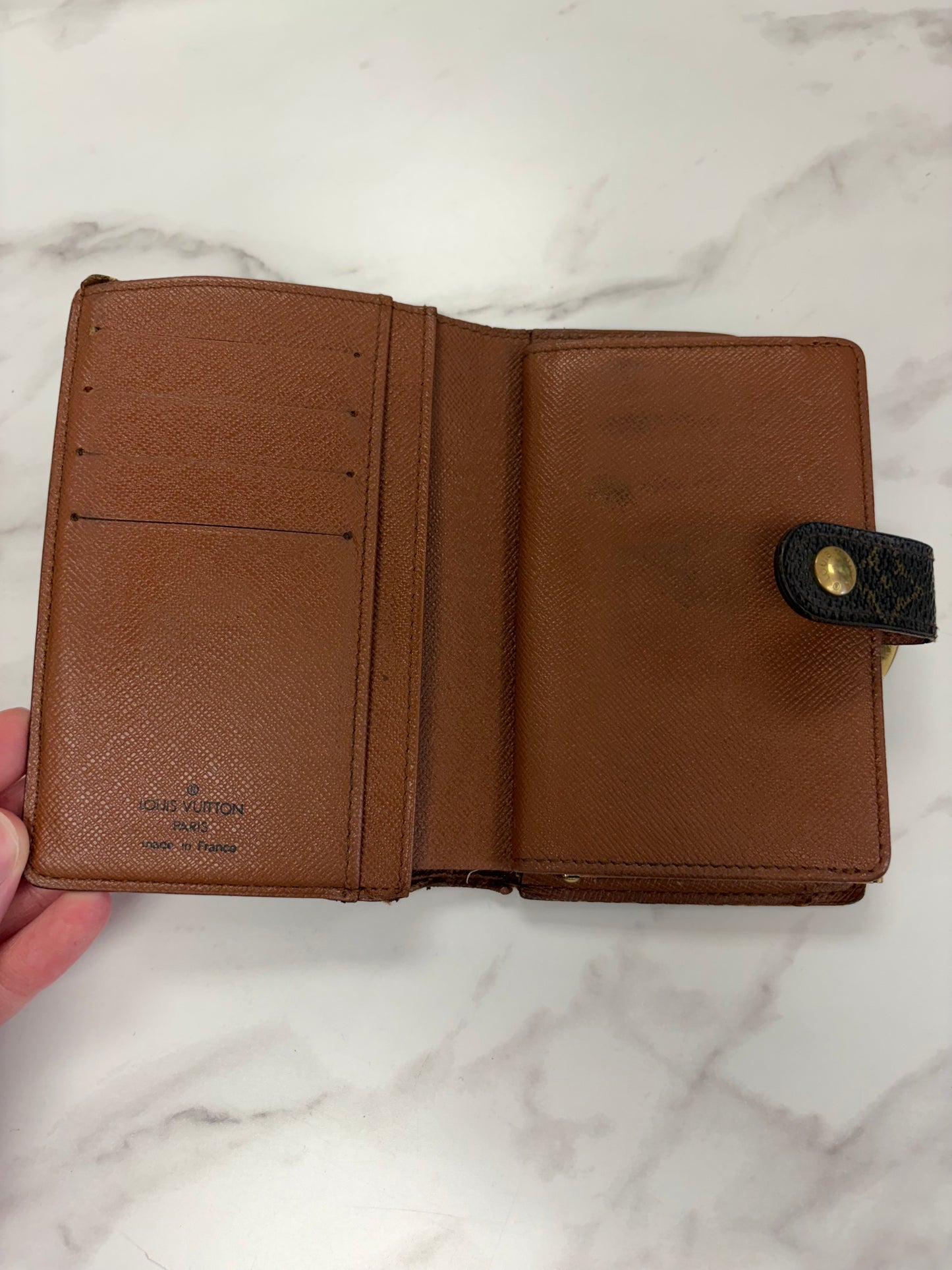 Louis Vuitton Kiss Lock Wallet MI0987 As Is