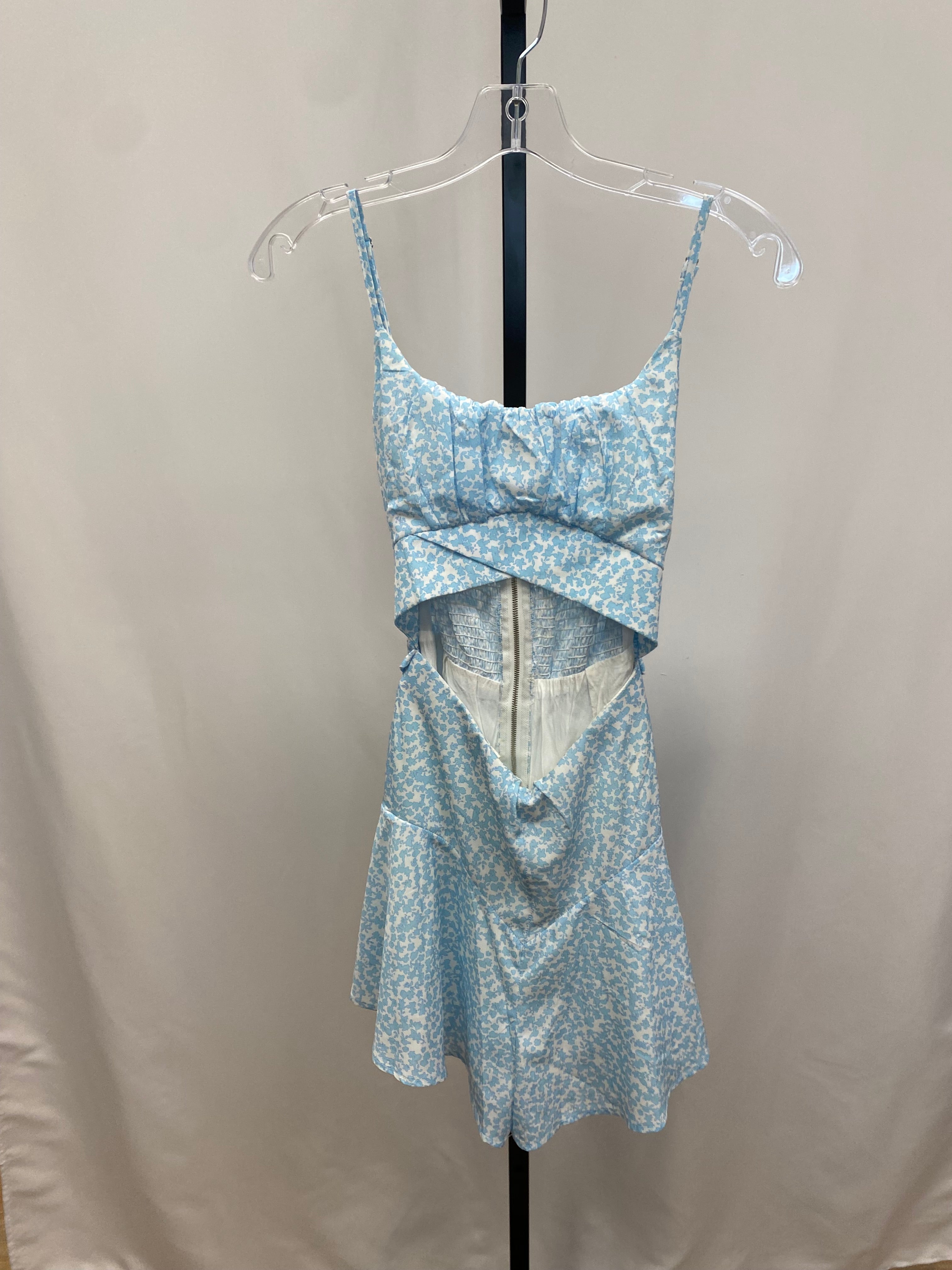 Princess polly blue floral dress size 4