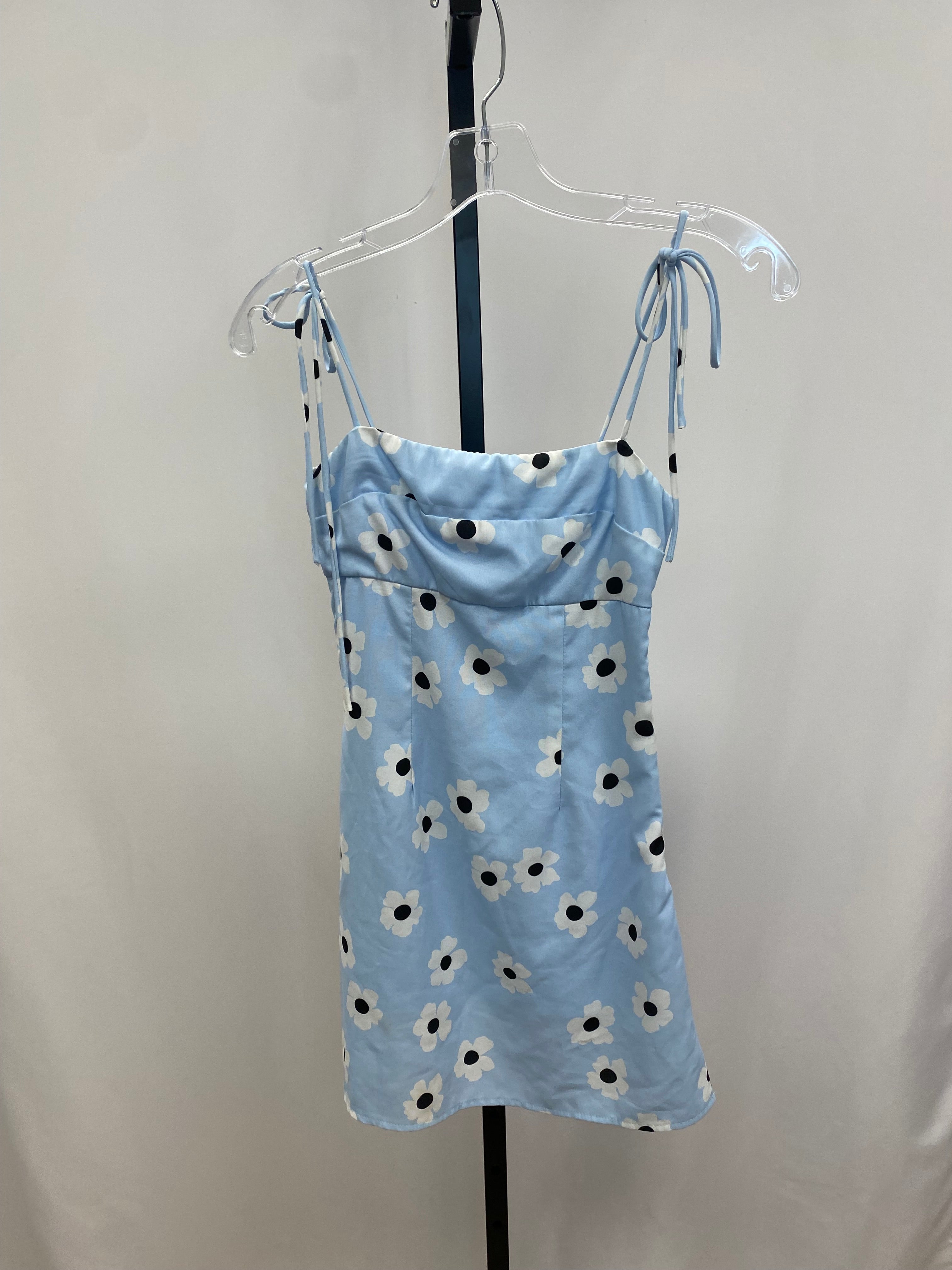 Princess polly blue floral dress size 0