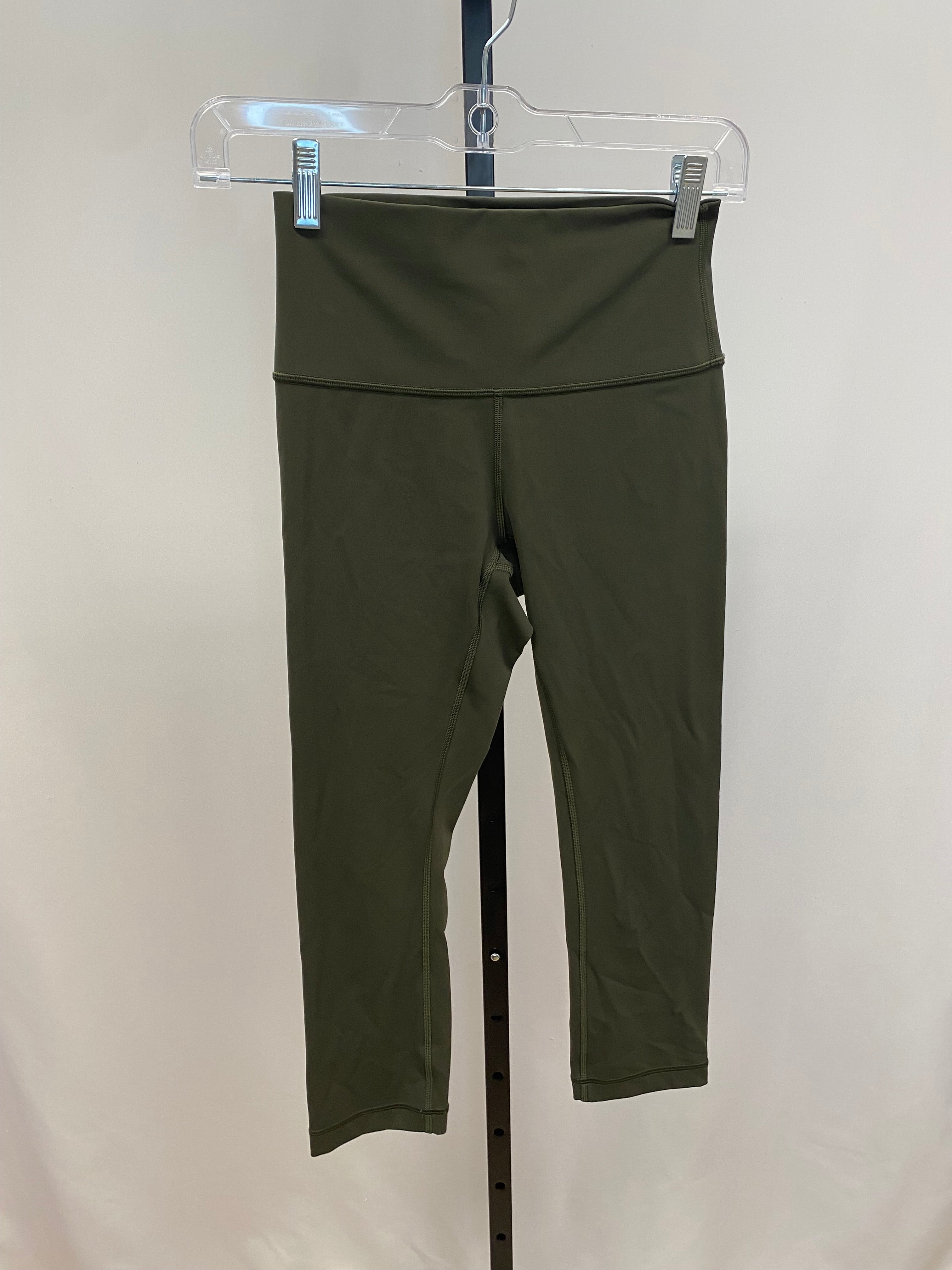 Lululemon green leggings size 4