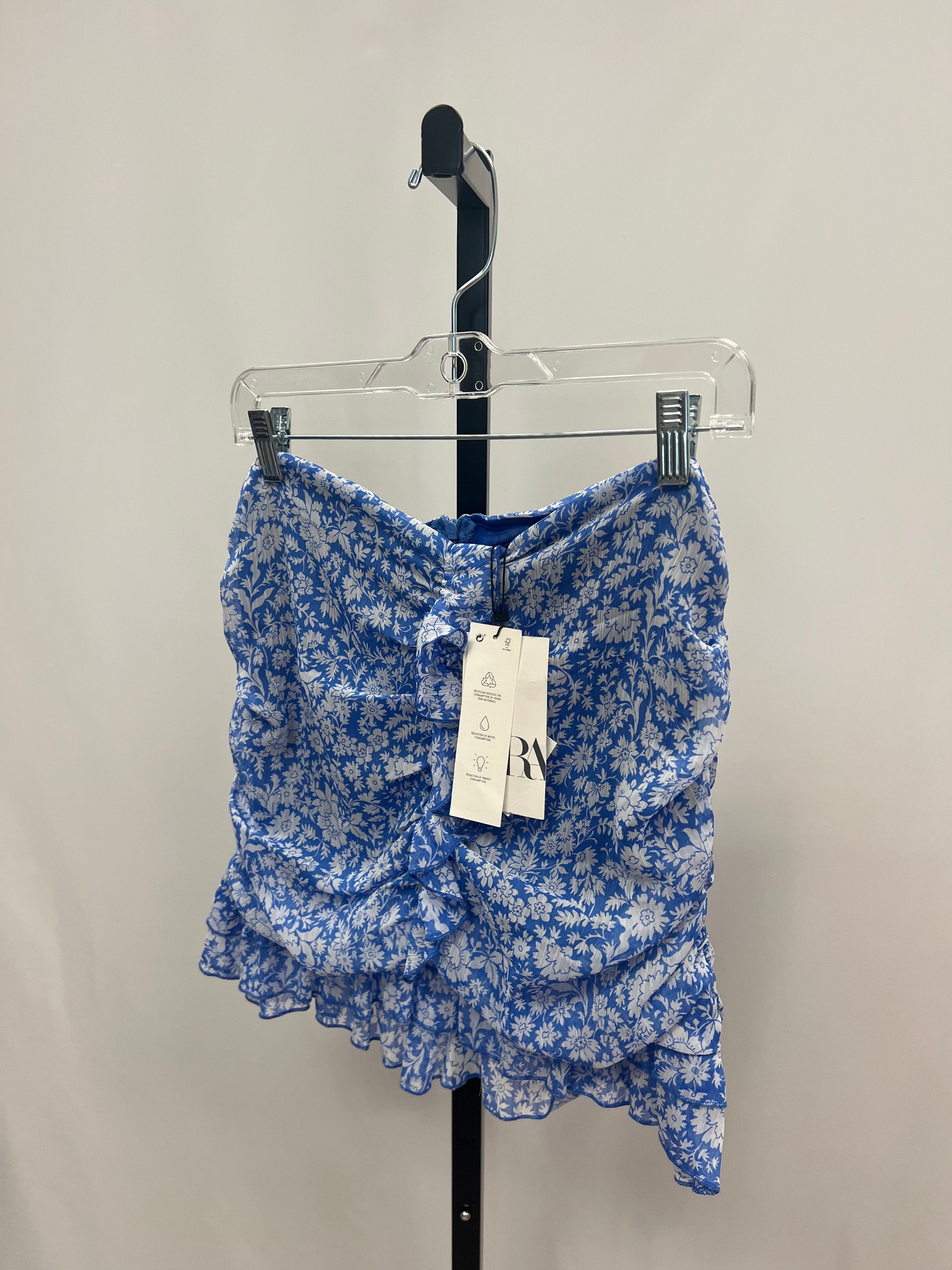 Zara blue floral skirt size S