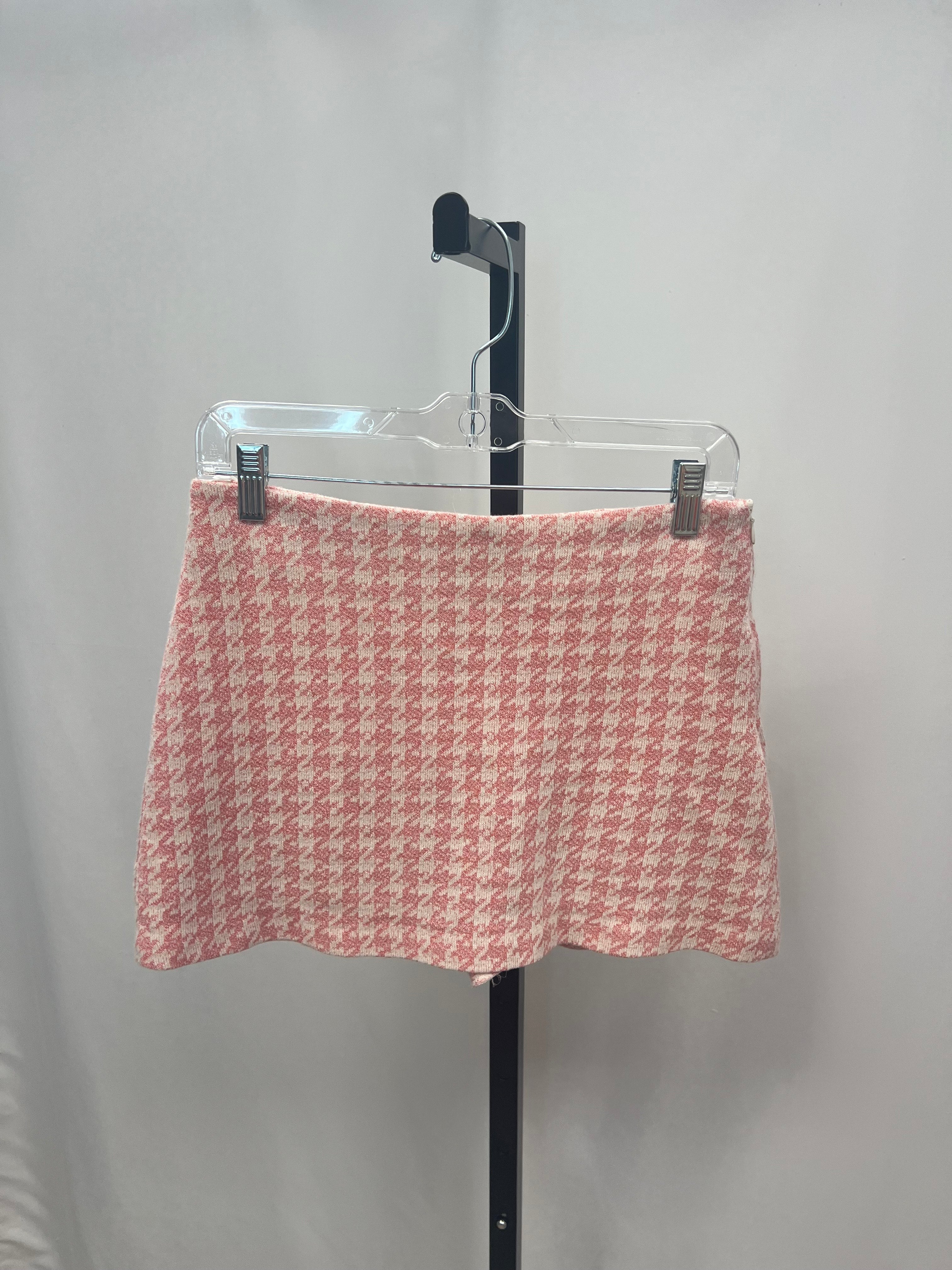 Zara pink/white skort size M