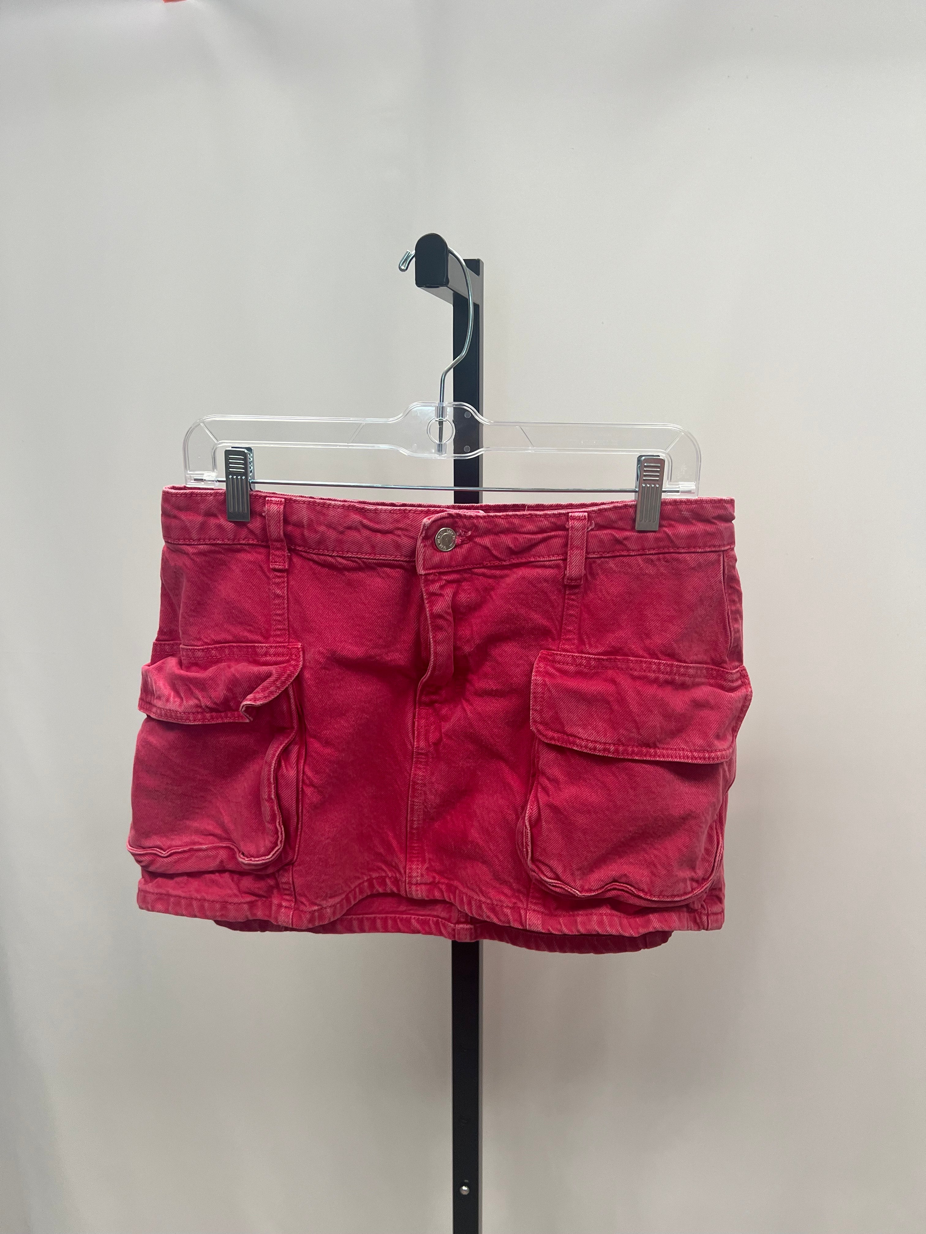 Zara pink cargo skirt size M