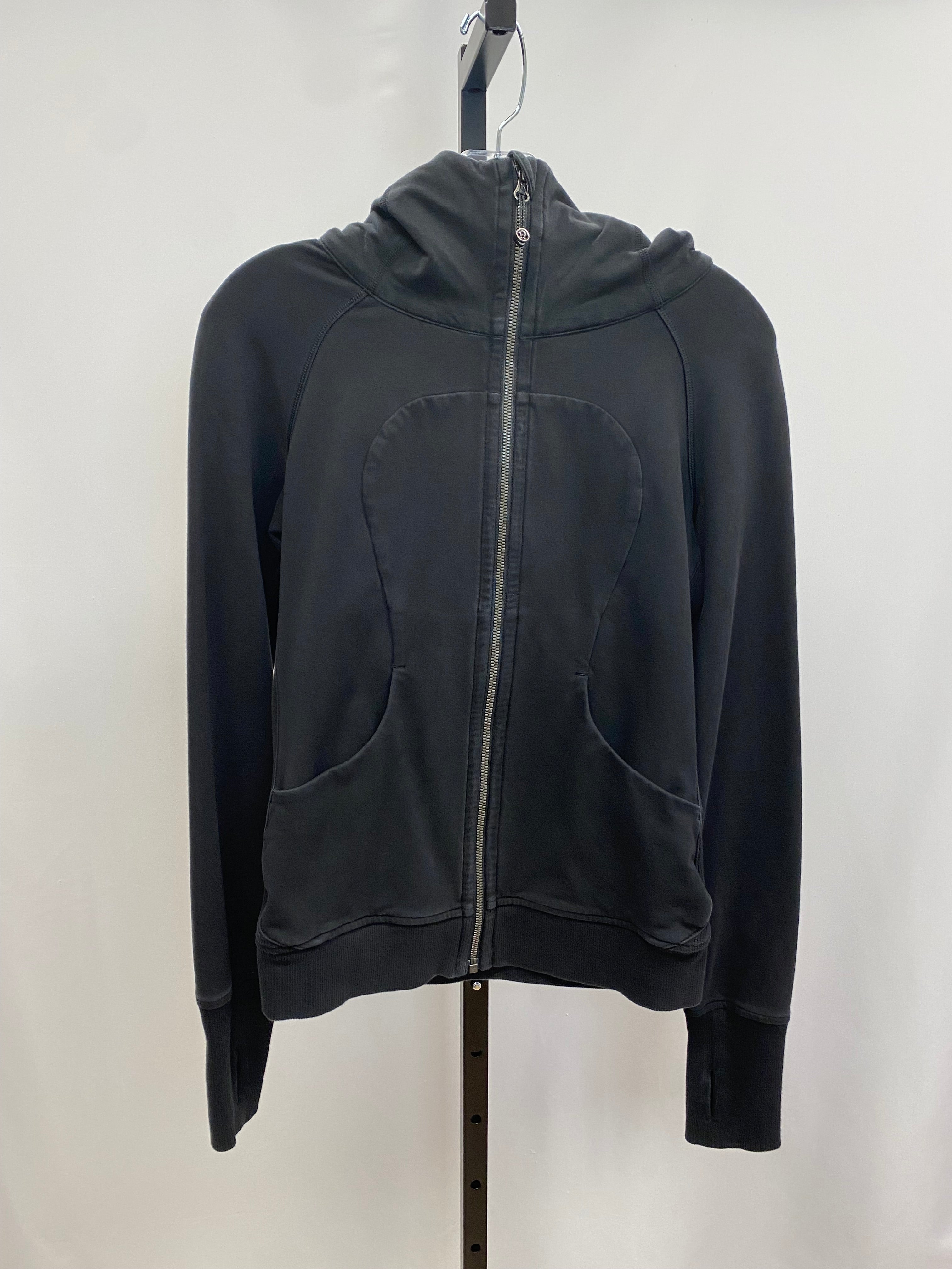 Lululemon black scuba size 6
