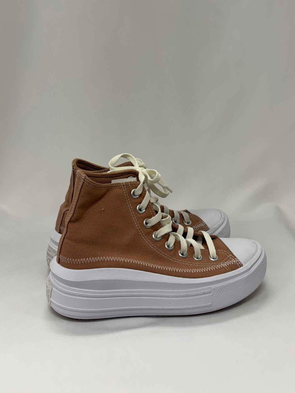 Converse tan sneakers size 7 gently-used