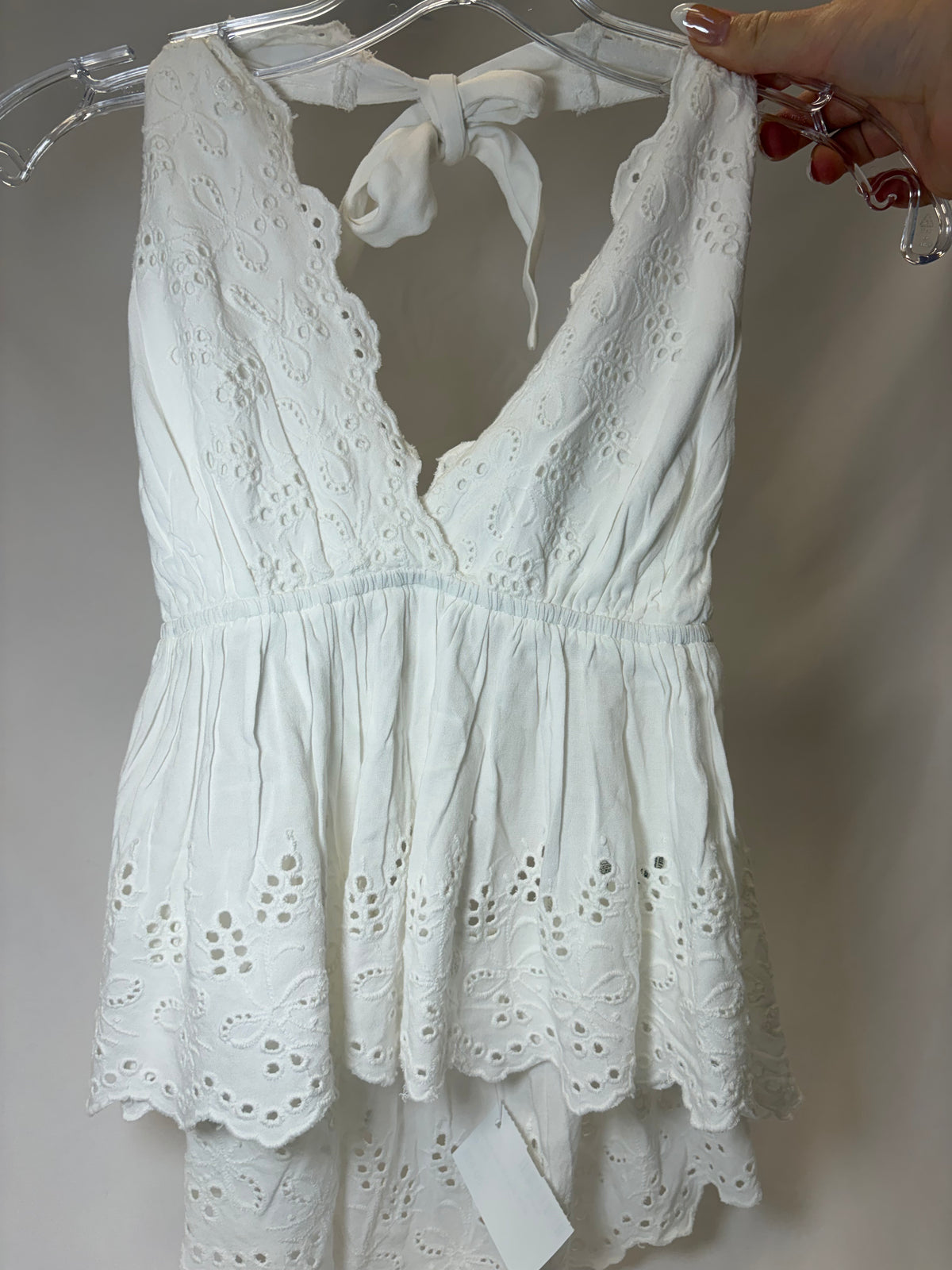 O'Neill White Halter Top Size XS-Gently Used