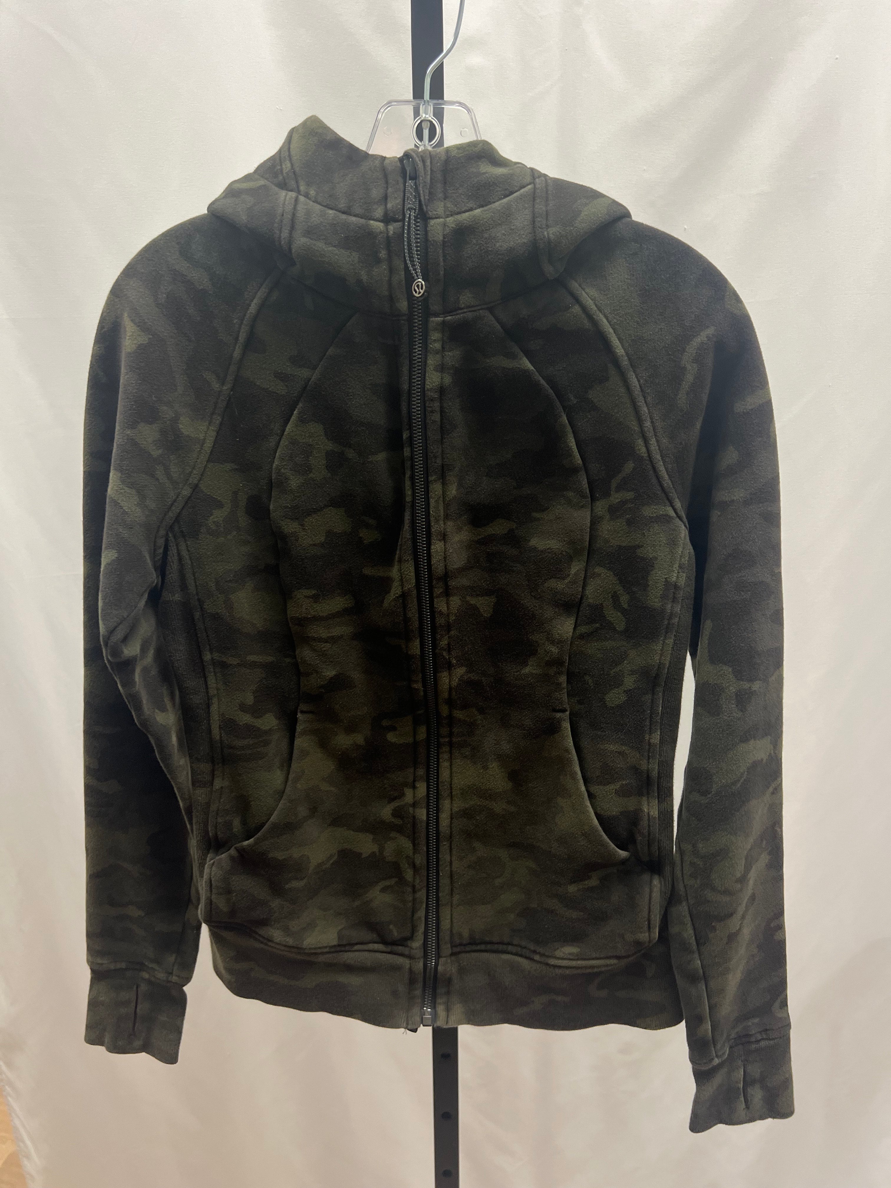 Lululemon Green Camo Scuba Jacket Size 6