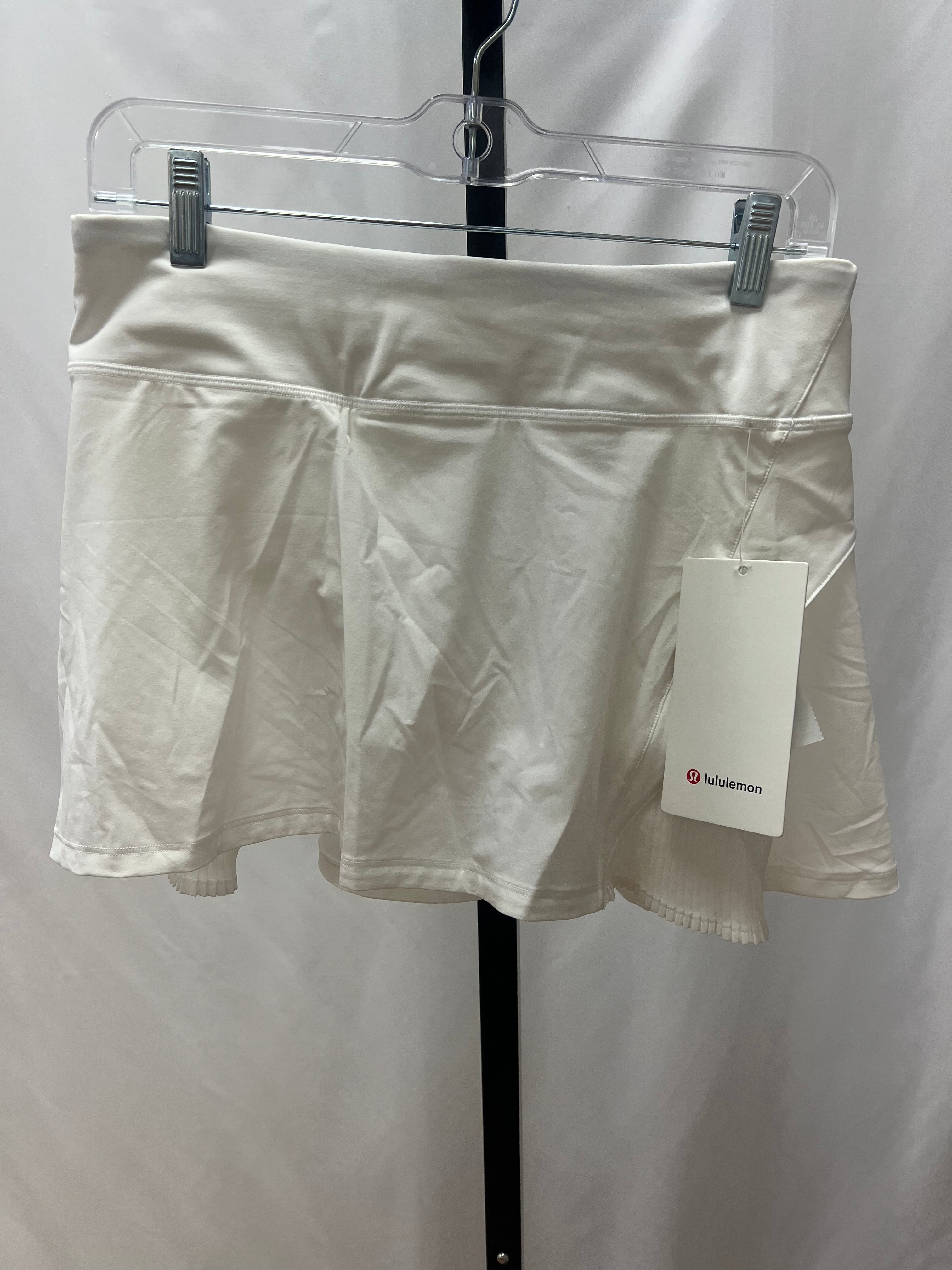 Play Off the Pleats Skirt Size 6 NWT