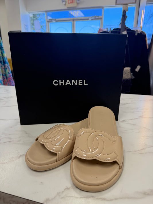 Chanel Beige Mules Size 38(8)