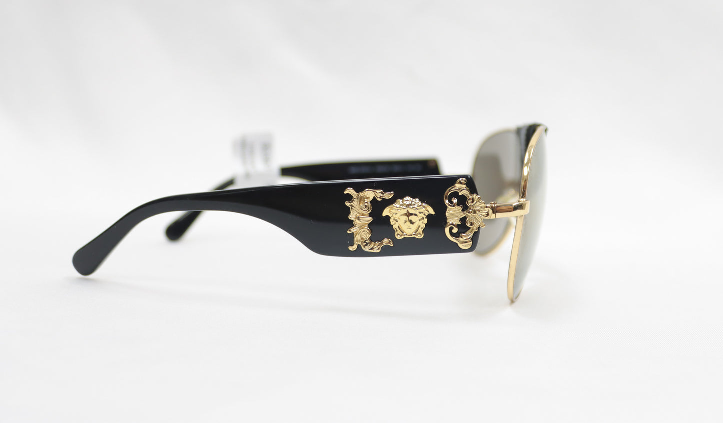 2150-Q Black Sunglasses W Box