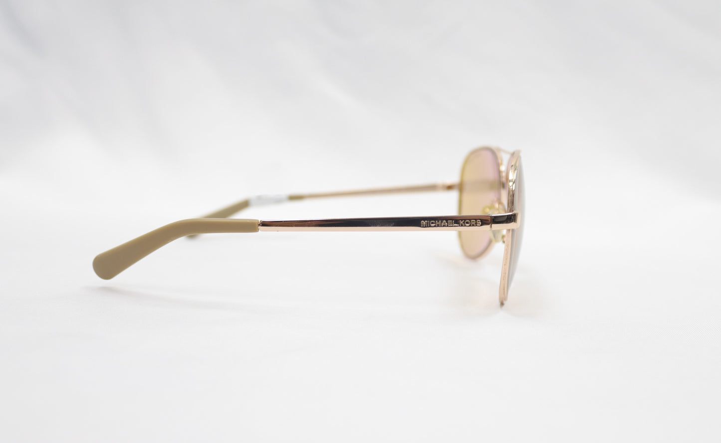 MK5004 Chelsea Sunglasses W box