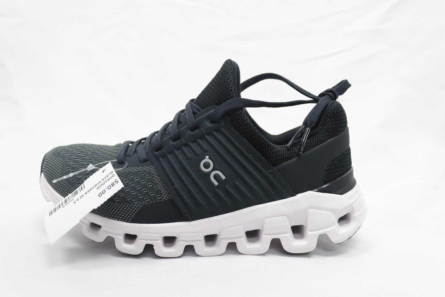 ONCLOUD Black Snekers Size 5.5 NWT + Box