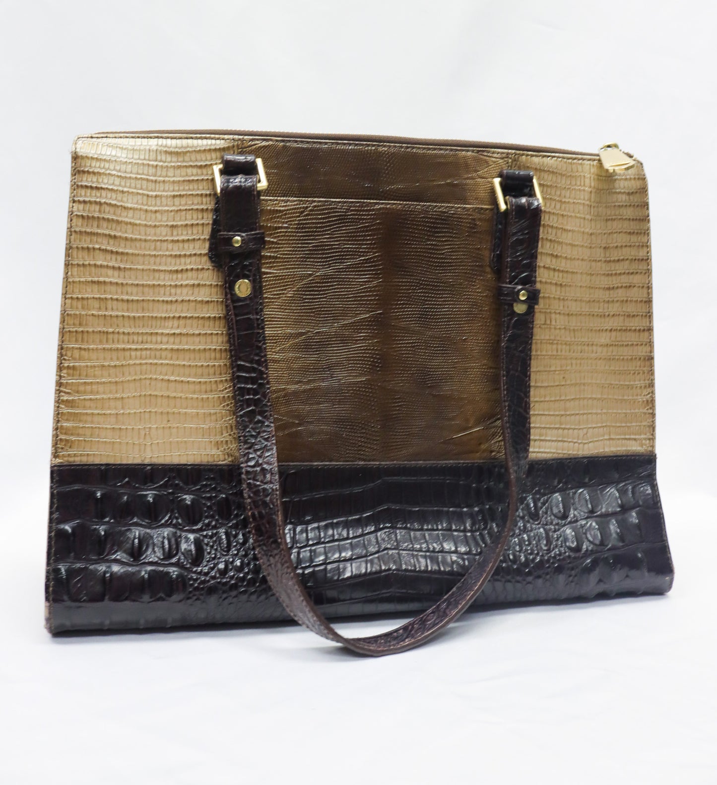 Brahmin Gold/black purse