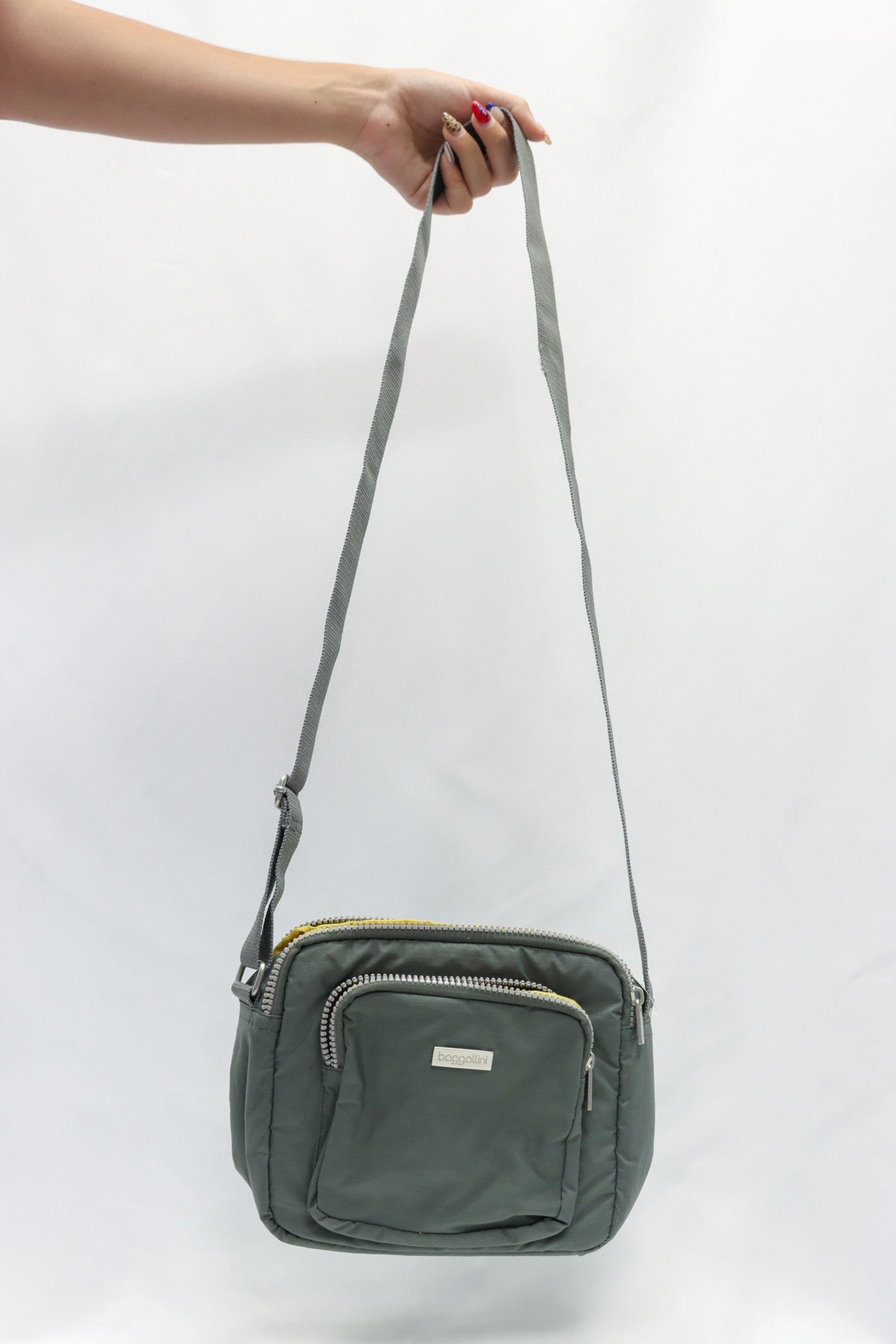 Baggalini Gray Corssbody