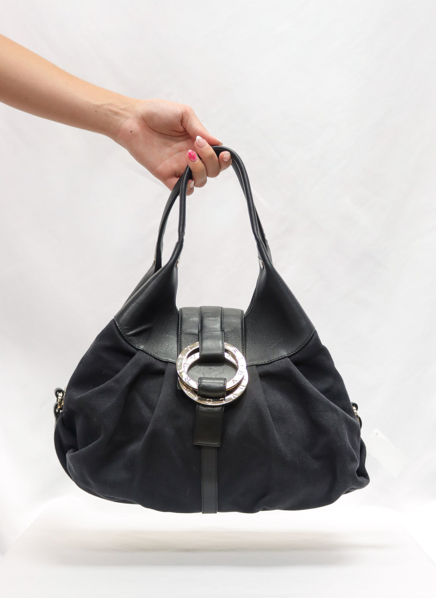Chandra Black Hobo