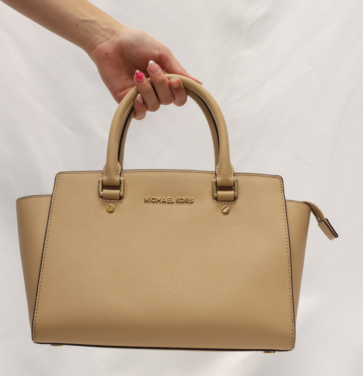 Michael Kors Beige Handbag
