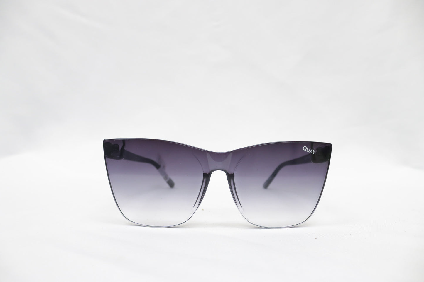 Quay Black Ombre Sunglasses W Case