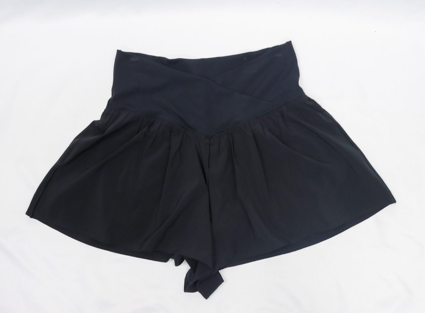 Aerie Black Shorts Size Medium