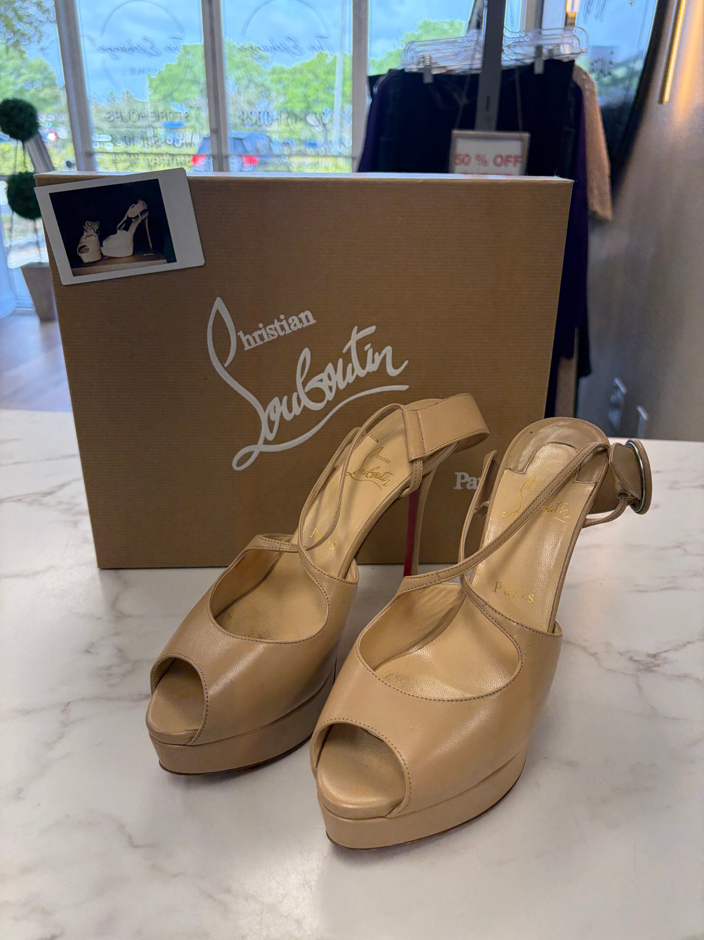 Christian Louboutin TAN HOLLANDRIVE SIZE 39 #20