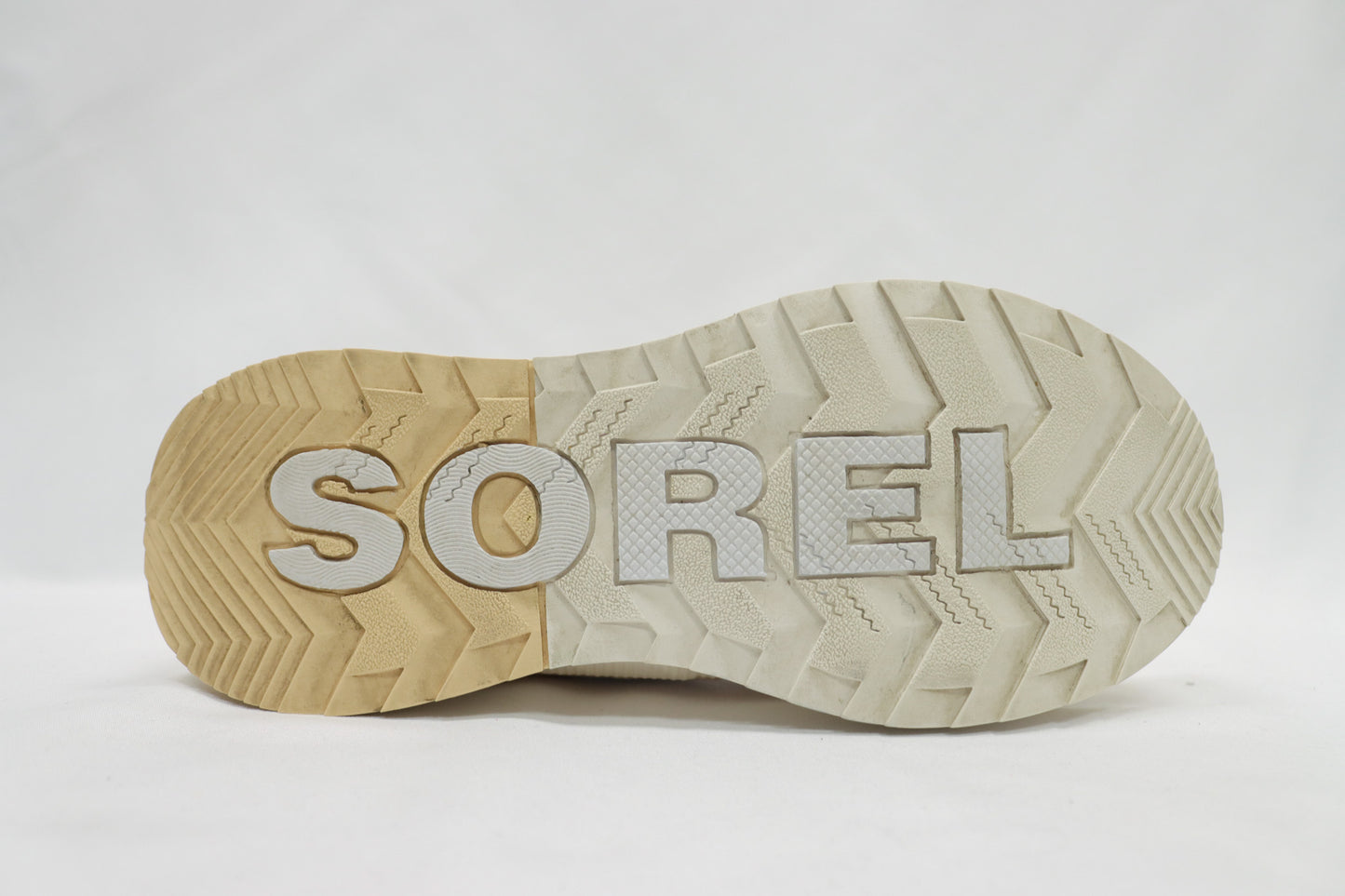 Sorel Peach Sneakers Size 9