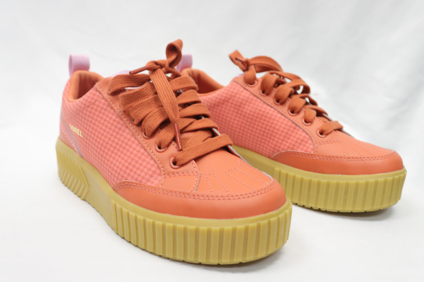 Sorel Coral Sneakers Size 8